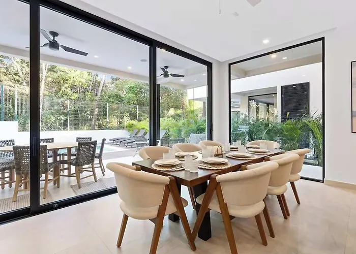 Modern With Pool In Private Tropical Community With Club & Access San José Pinilla