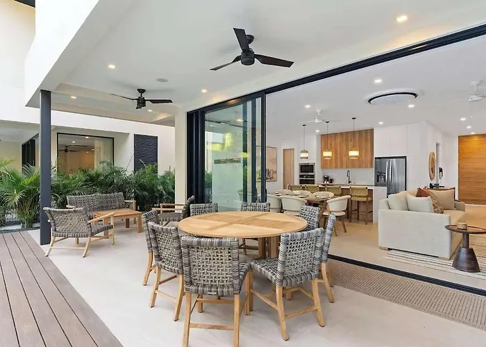 Modern With Pool In Private Tropical Community With Club & Access * San José Pinilla